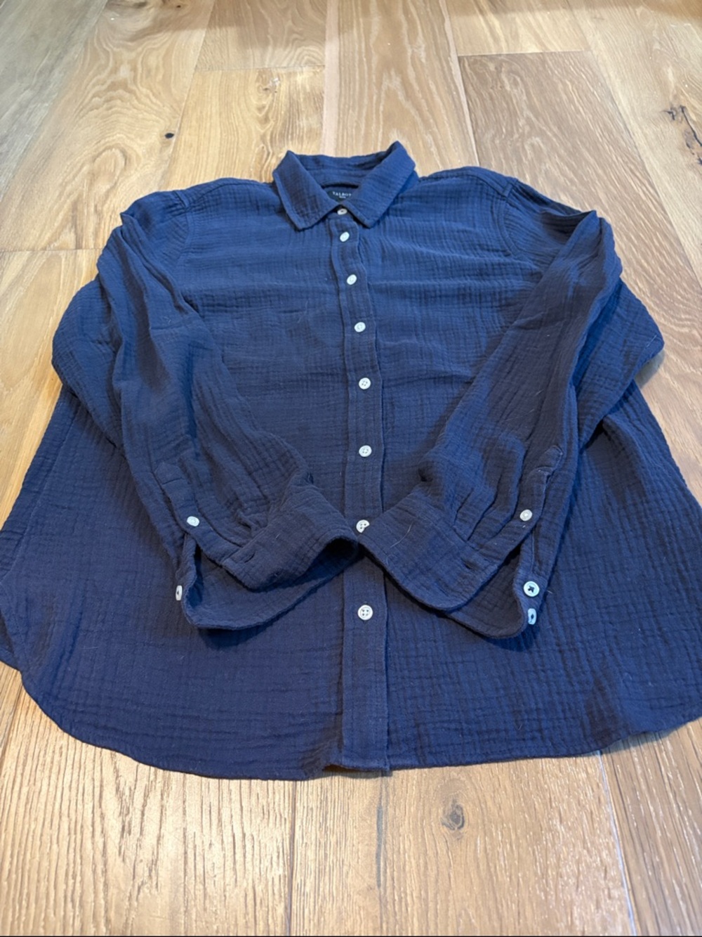 Women’s Talbots Medium Petite Navy Button-Up Textured Long Sleeve Shirt Cotton